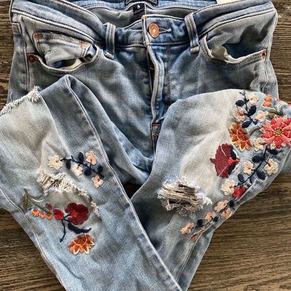 Floral jeans - Picture 2 of 3
